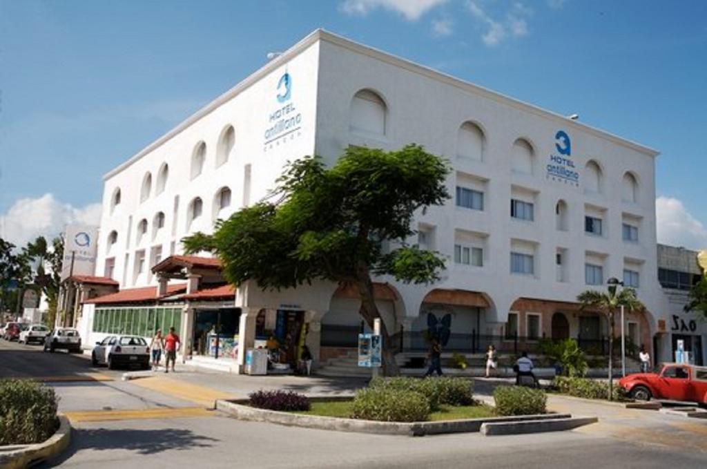 Hotel Antillano Cancún Buitenkant foto