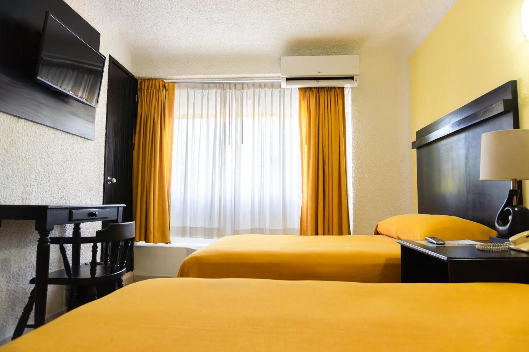 Hotel Antillano Cancún Buitenkant foto