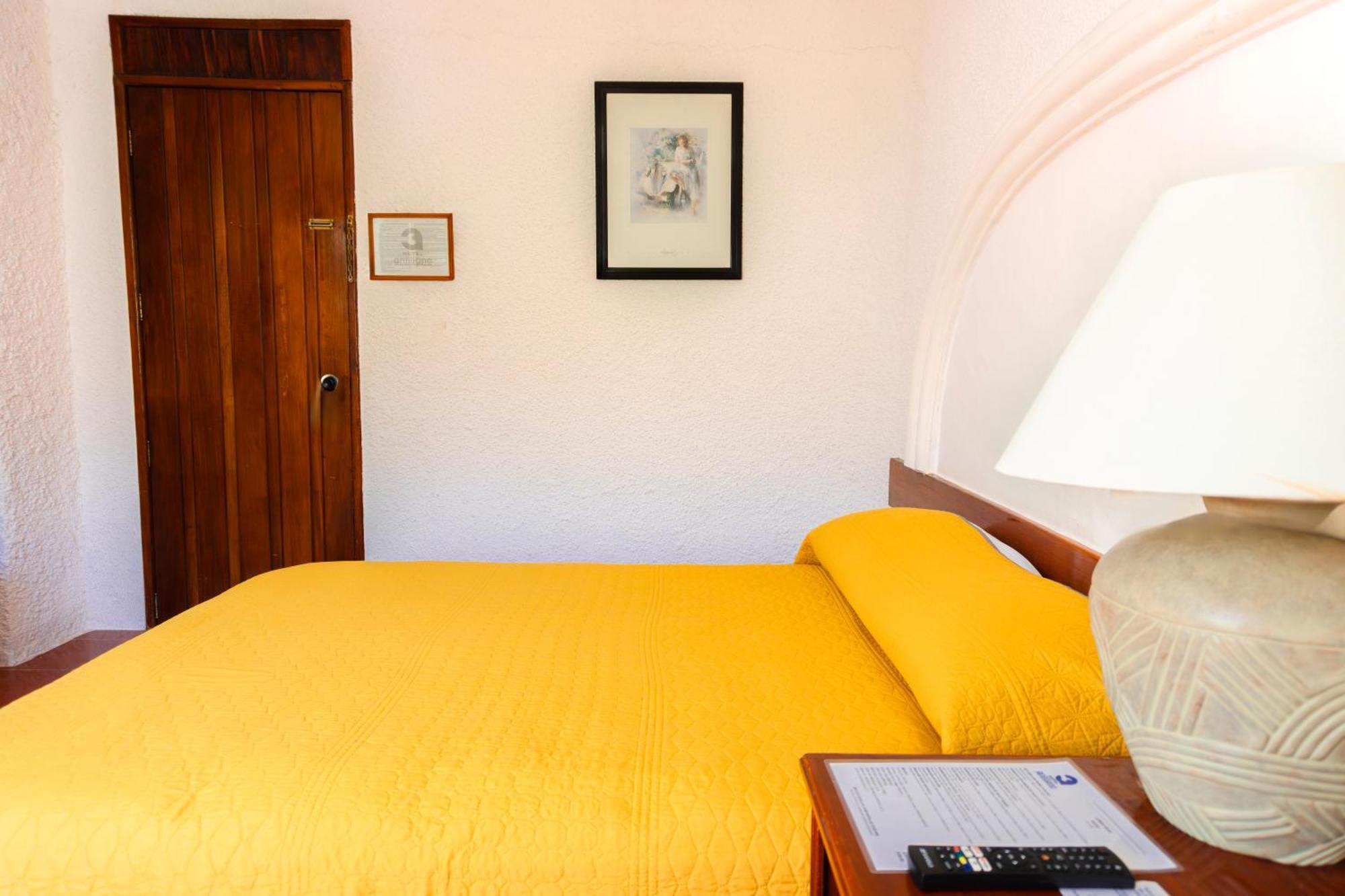 Hotel Antillano Cancún Buitenkant foto