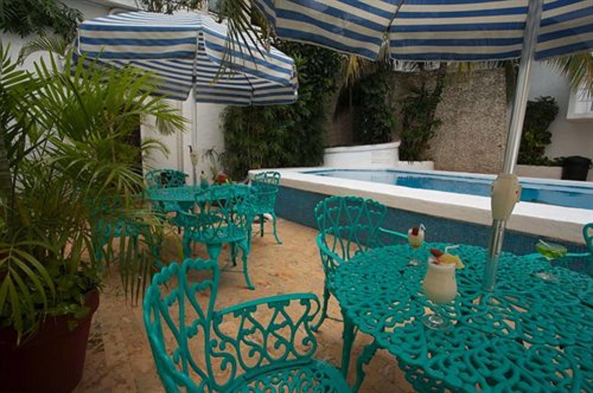 Hotel Antillano Cancún Buitenkant foto